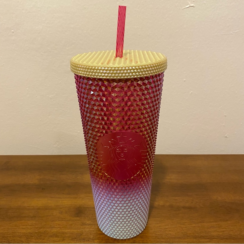 2024 STARBUCKS HOLIDAY GOLD RUBY WHITE GRADIENT STUDDED 24oz VENTI COLD CUP